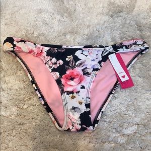 NWT Target xhilaration flora swim bottoms, size s!